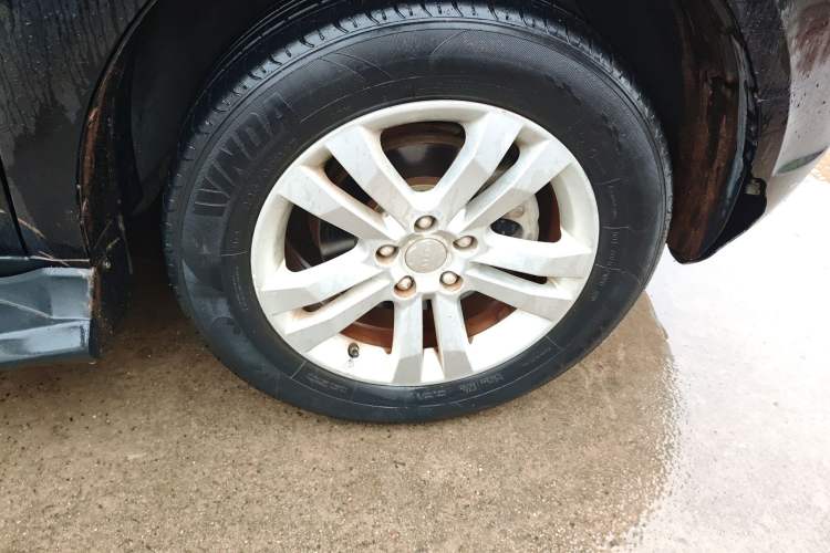 Used Geely Auto GX7 2015 Classic Edition 1.8L Manual Elite Model China V Standard Right Front Wheel Hub