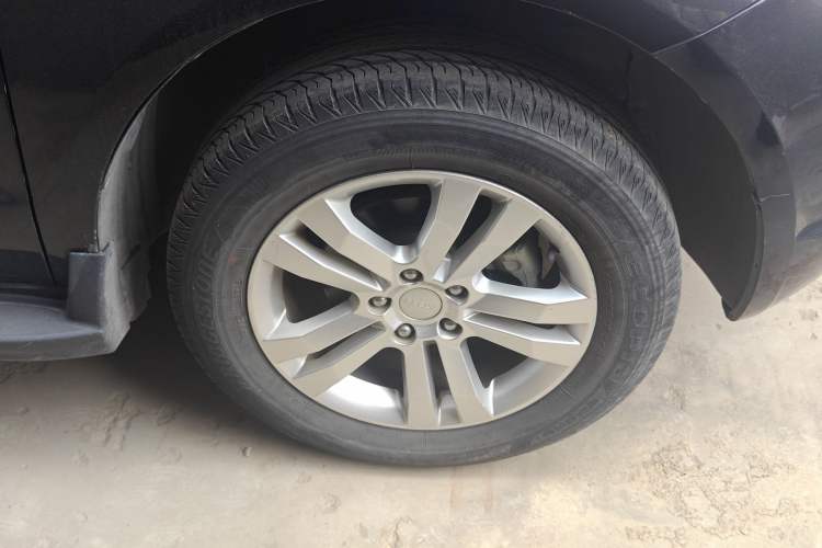 Used Geely Auto GX7 2015 Classic Edition 1.8L Manual New Urban Model China IV Right Front Wheel Hub