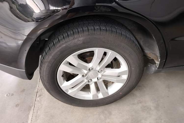 Used Geely Auto GX7 2015 Classic Edition 1.8L Manual Urban Model China IV Right Rear Wheel Hub