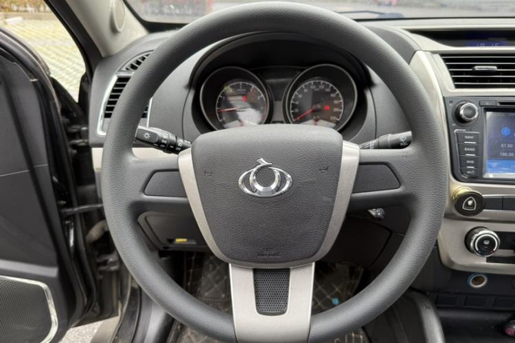 Used Geely Auto GX7 2015 Classic Edition 1.8L Manual Elite Model China V Standard Steering Wheel