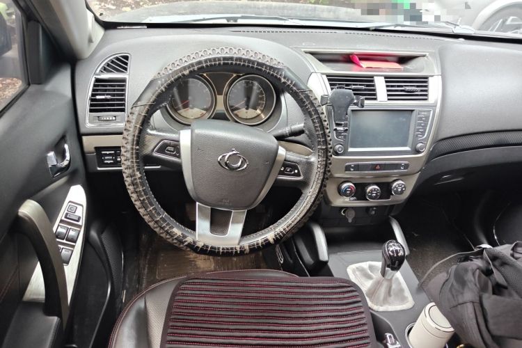 Used Geely Auto GX7 2015 Classic Edition 1.8L Manual Elite Model China V Standard Steering Wheel