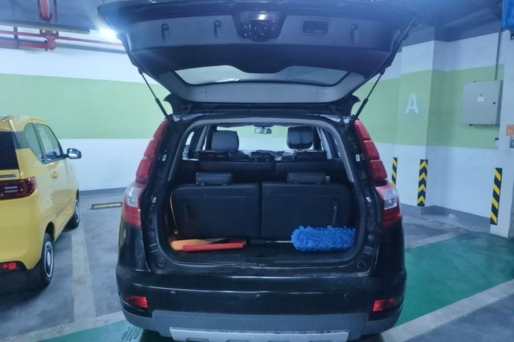 Used Geely Auto GX7 2015 Classic Edition 1.8L Manual New Urban Upgrade Version China IV Standard Trunk