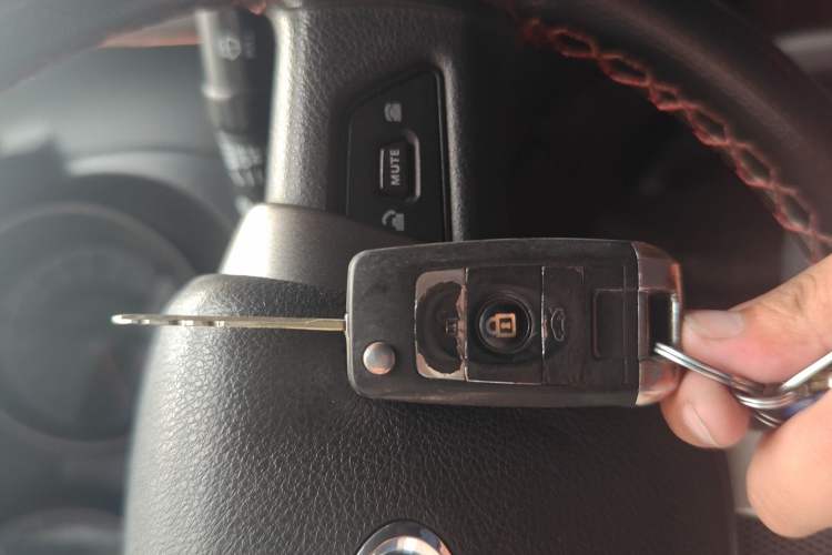 Used Geely Auto GX7 2015 Classic Edition 1.8L Manual New Urban Model China IV Vehicle Key