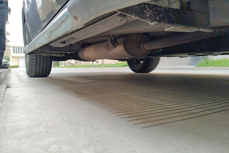 Used Geely Auto GX7 2015 Classic Edition 1.8L Manual Urban Model China IV Chassis Front Right