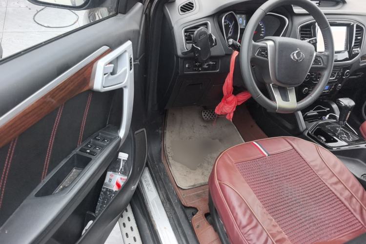 Used Geely Auto GX7 2015 Sports Edition 2.0L Automatic Prestige Model Driver Seat