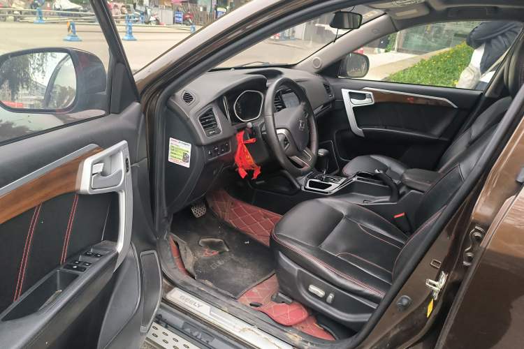 Used Geely Auto GX7 2015 Sports Edition 2.0L Automatic Prestige Model Driver Seat