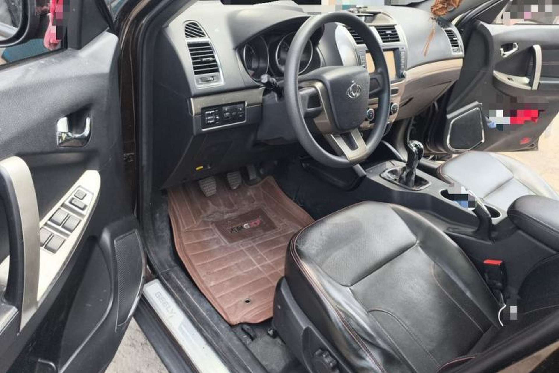 Used Geely Auto GX7 2015 Classic Edition 1.8L Manual Elite Model China V Standard Driver Seat