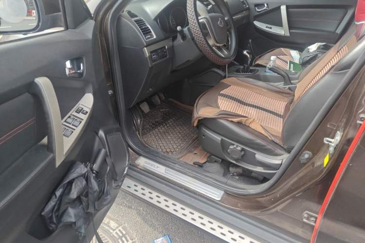 Used Geely Auto GX7 2015 Classic Edition 1.8L Manual Urban Model China V Standard Driver Seat