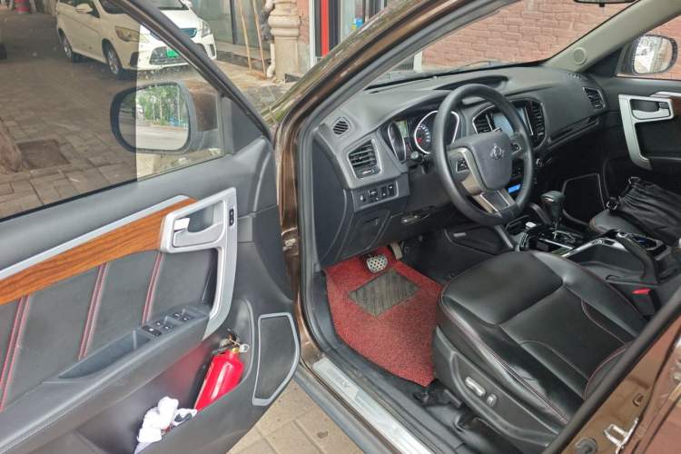 Used Geely Auto GX7 2015 Sports Edition 2.0L Automatic Prestige Model Driver Seat