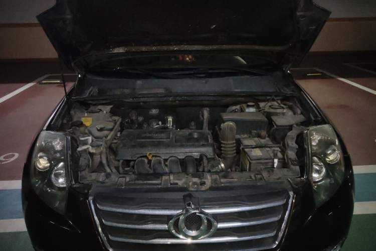Used Geely Auto GX7 2015 Classic Edition 1.8L Manual Elite Model China IV Engine Bay