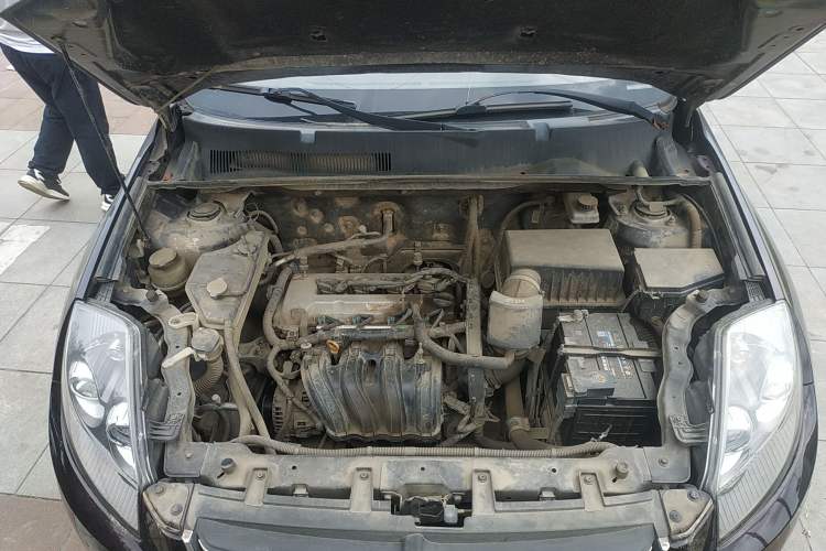 Used Geely Auto GX7 2015 Classic Edition 1.8L Manual Elite Model China V Standard Engine Bay