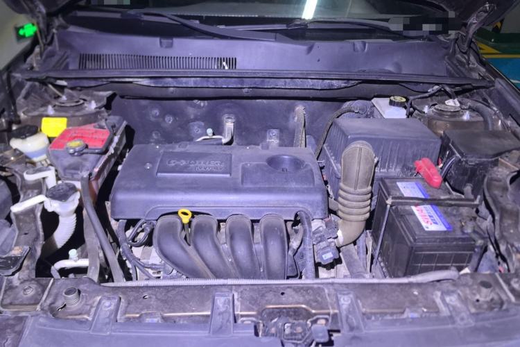 Used Geely Auto GX7 2015 Classic Edition 1.8L Manual New Urban Upgrade Version China IV Standard Engine Bay