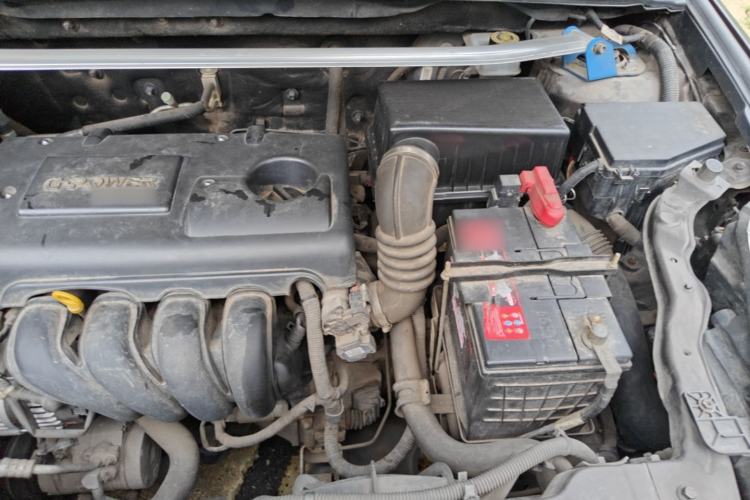 Used Geely Auto GX7 2015 Classic Edition 1.8L Manual Elite Model China IV Engine Bay Left