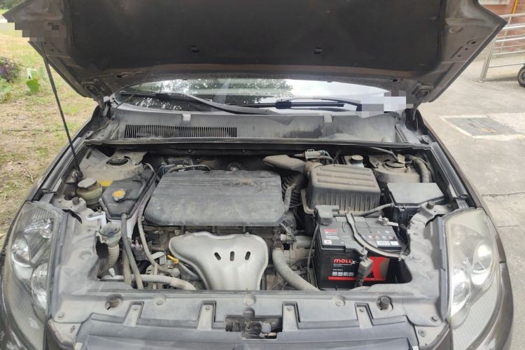 Used Geely Auto GX7 2015 Sports Edition 2.0L Automatic Prestige Model Engine Bay