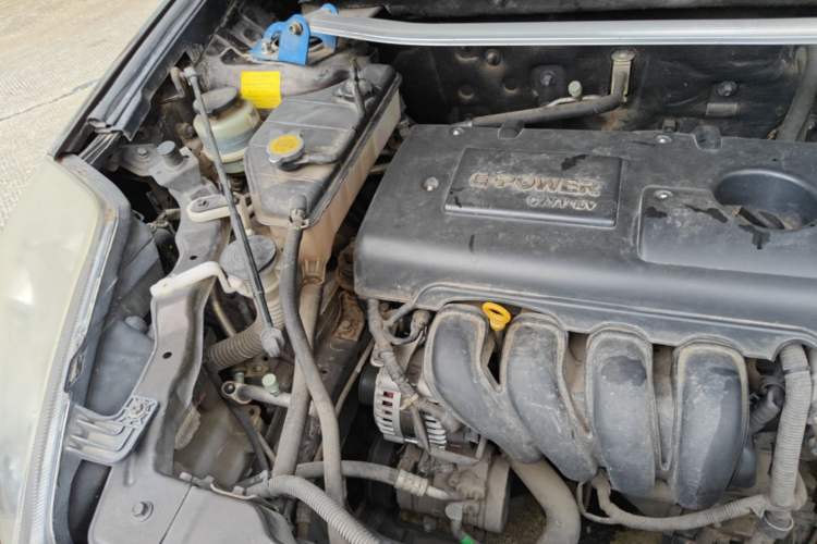 Used Geely Auto GX7 2015 Classic Edition 1.8L Manual Elite Model China IV Engine Bay Right