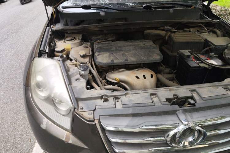Used Geely Auto GX7 2015 Sports Edition 2.0L Automatic Prestige Model Engine Bay Right