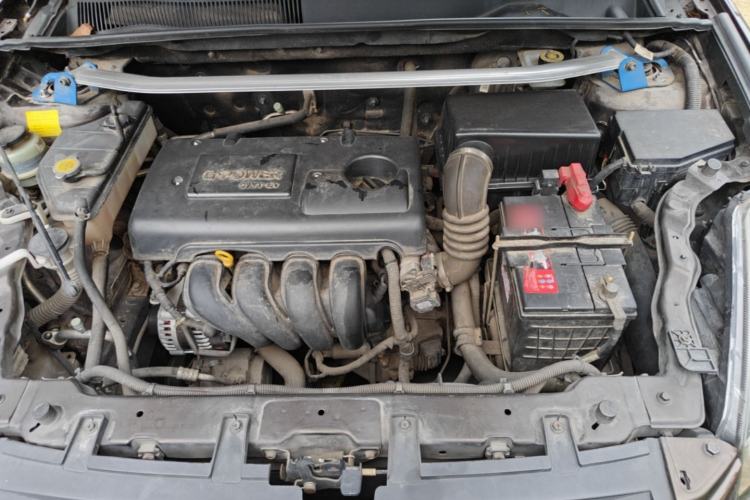 Used Geely Auto GX7 2015 Classic Edition 1.8L Manual Elite Model China IV Engine Bay