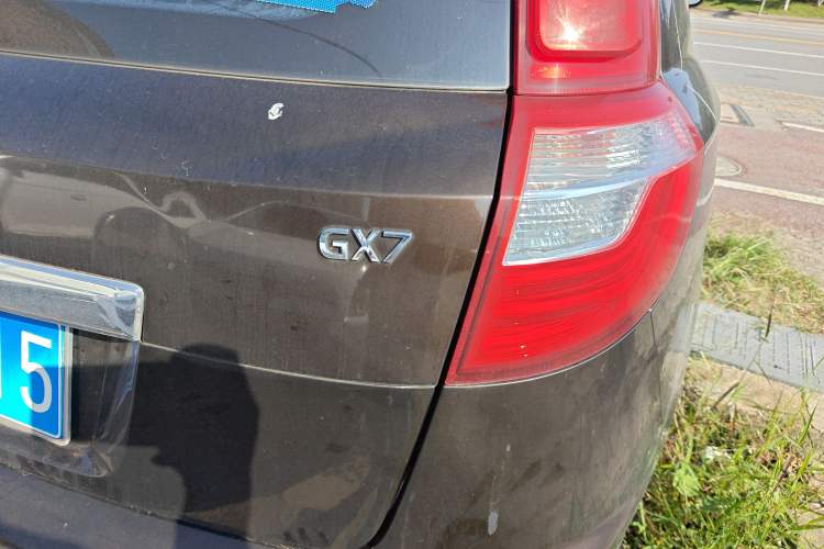 Used Geely Auto GX7 2015 Classic Edition 1.8L Manual Urban Model China IV Exterior 6