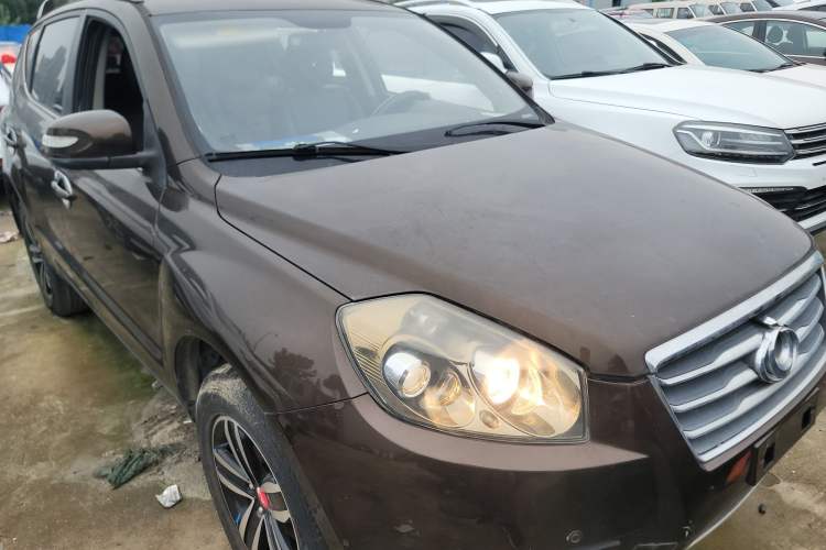 Used Geely Auto GX7 2015 Sports Edition 2.0L Automatic Luxury Model Front Right 45 Deg