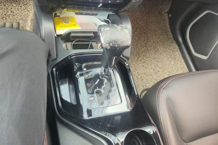 Used Geely Auto GX7 2015 Sport Edition 2.0L Automatic Luxury Model Gear Lever