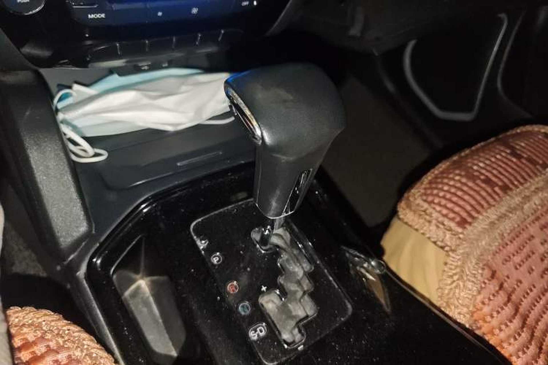 Used Geely Auto GX7 2015 Sports Edition 2.0L Automatic Luxury Model Gear Lever