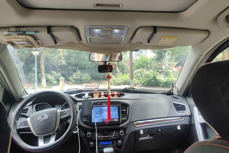 Used Geely Auto GX7 2015 Sports Edition 2.0L Automatic Prestige Model Headliner
