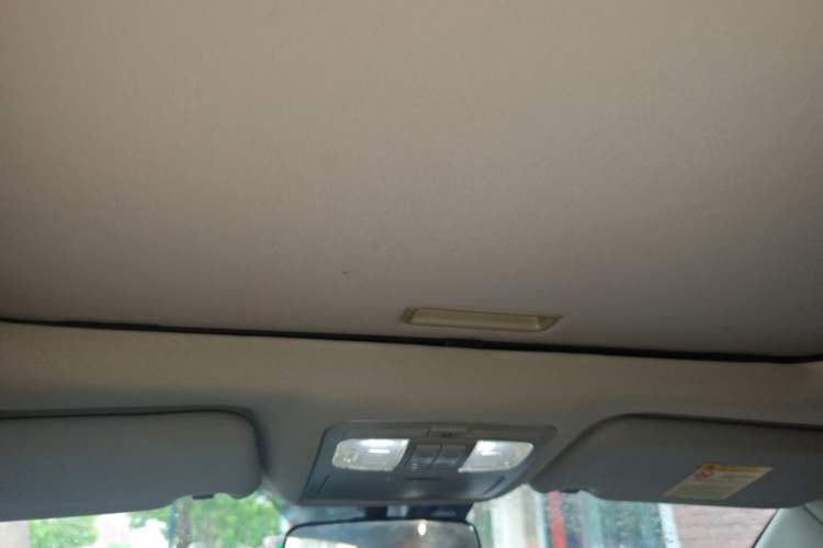 Used Geely Auto GX7 2015 Sports Edition 2.0L Automatic Prestige Model Headliner