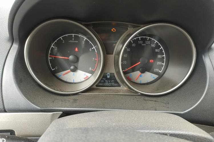 Used Geely Auto GX7 2015 Classic Edition 1.8L Manual Elite Model China V Standard Instrument Cluster