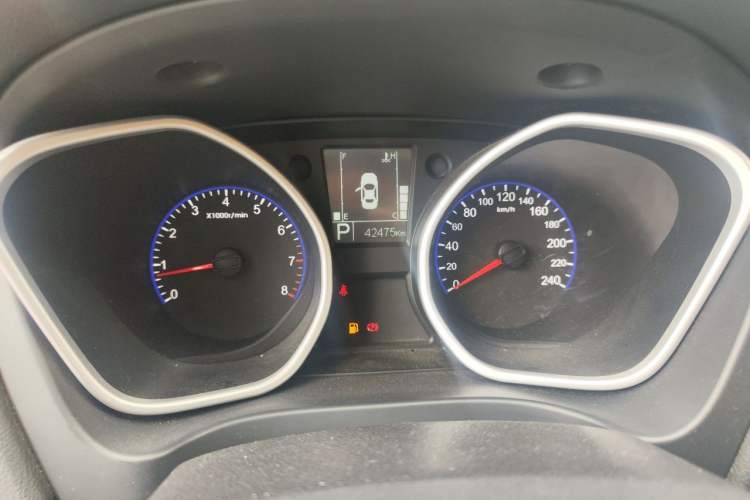 Used Geely Auto GX7 2015 Sport Edition 2.0L Automatic Luxury Model Instrument Cluster