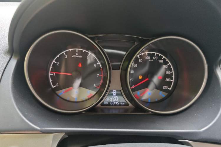 Used Geely Auto GX7 2015 Classic Edition 1.8L Manual Elite Model China V Standard Instrument Cluster