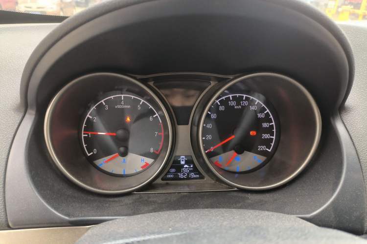 Used Geely Auto GX7 2015 Classic Edition 1.8L Manual Elite Model China V Standard Instrument Cluster