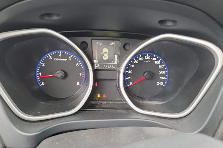 Used Geely Auto GX7 2015 Sports Edition 2.0L Automatic Luxury Model Instrument Cluster
