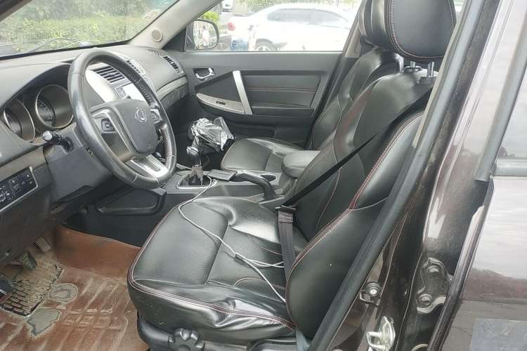 Used Geely Auto GX7 2015 Classic Edition 1.8L Manual Elite Model China V Standard Left Front Seat