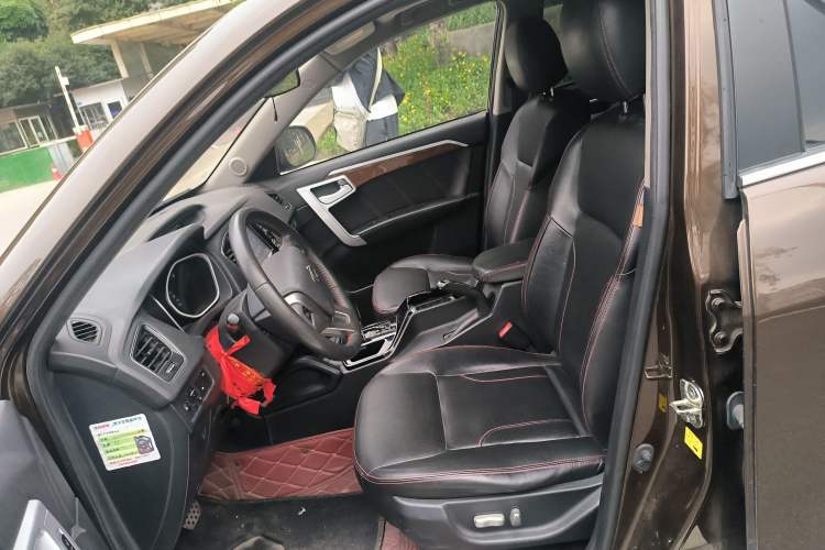 Used Geely Auto GX7 2015 Sports Edition 2.0L Automatic Prestige Model Left Front Seat