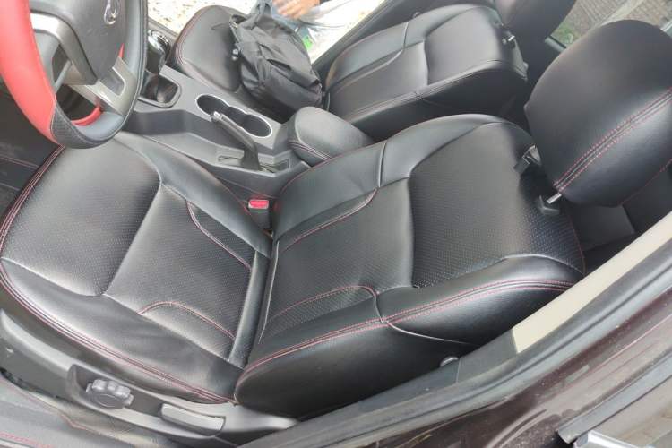 Used Geely Auto GX7 2015 Classic Edition 1.8L Manual – Exclusive for Online Retailers – China IV Standard Left Front Seat