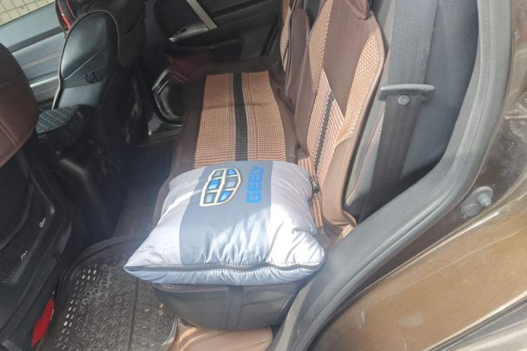 Used Geely Auto GX7 2015 Classic Edition 1.8L Manual Urban Model China V Standard Left Rear Seat