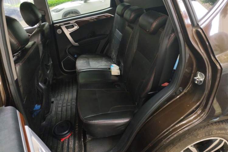 Used Geely Auto GX7 2015 Sports Edition 2.0L Automatic Prestige Model Left Rear Seat