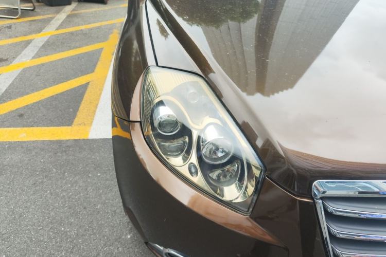 Used Geely Auto GX7 2015 Sport Edition 2.0L Automatic Luxury Model Right Front Headlight