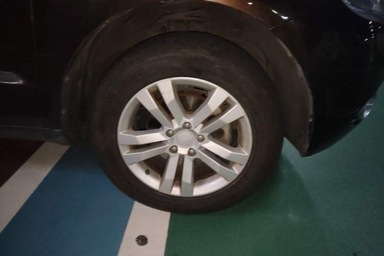 Used Geely Auto GX7 2015 Classic Edition 1.8L Manual Elite Model China IV Right Front Wheel Hub