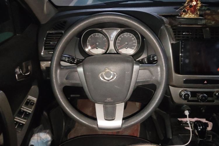 Used Geely Auto GX7 2015 Classic Edition 1.8L Manual Elite Model China IV Steering Wheel