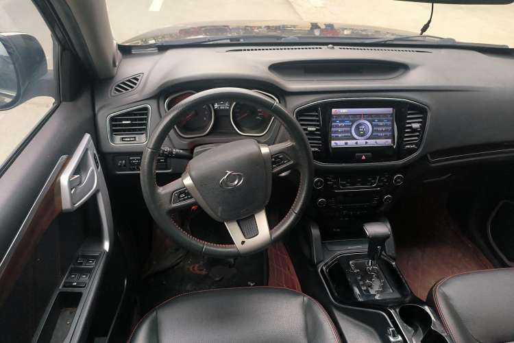 Used Geely Auto GX7 2015 Sports Edition 2.0L Automatic Prestige Model Steering Wheel