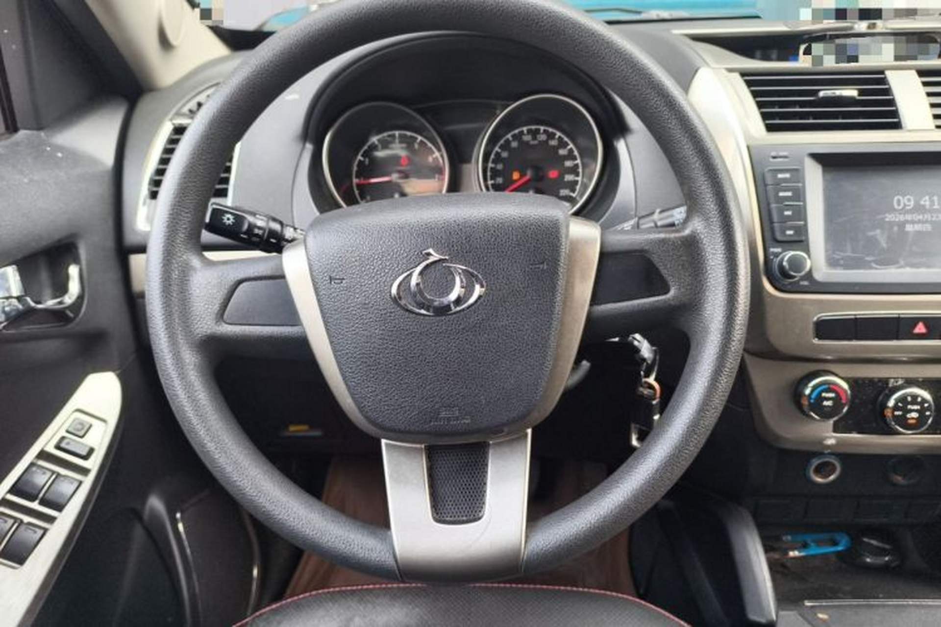 Used Geely Auto GX7 2015 Classic Edition 1.8L Manual Elite Model China V Standard Steering Wheel