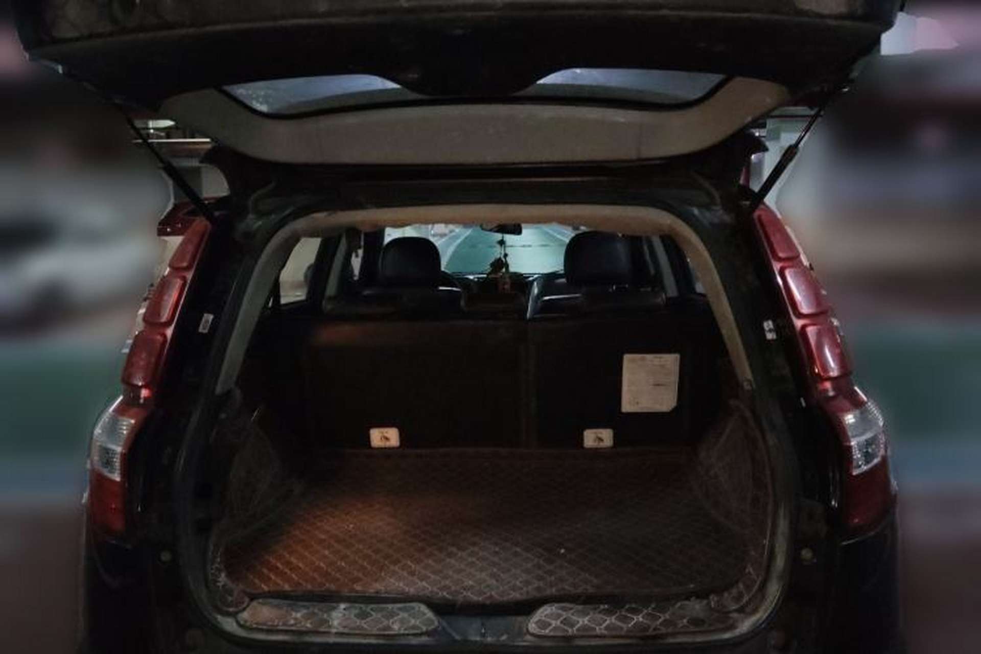 Used Geely Auto GX7 2015 Classic Edition 1.8L Manual Elite Model China IV Trunk