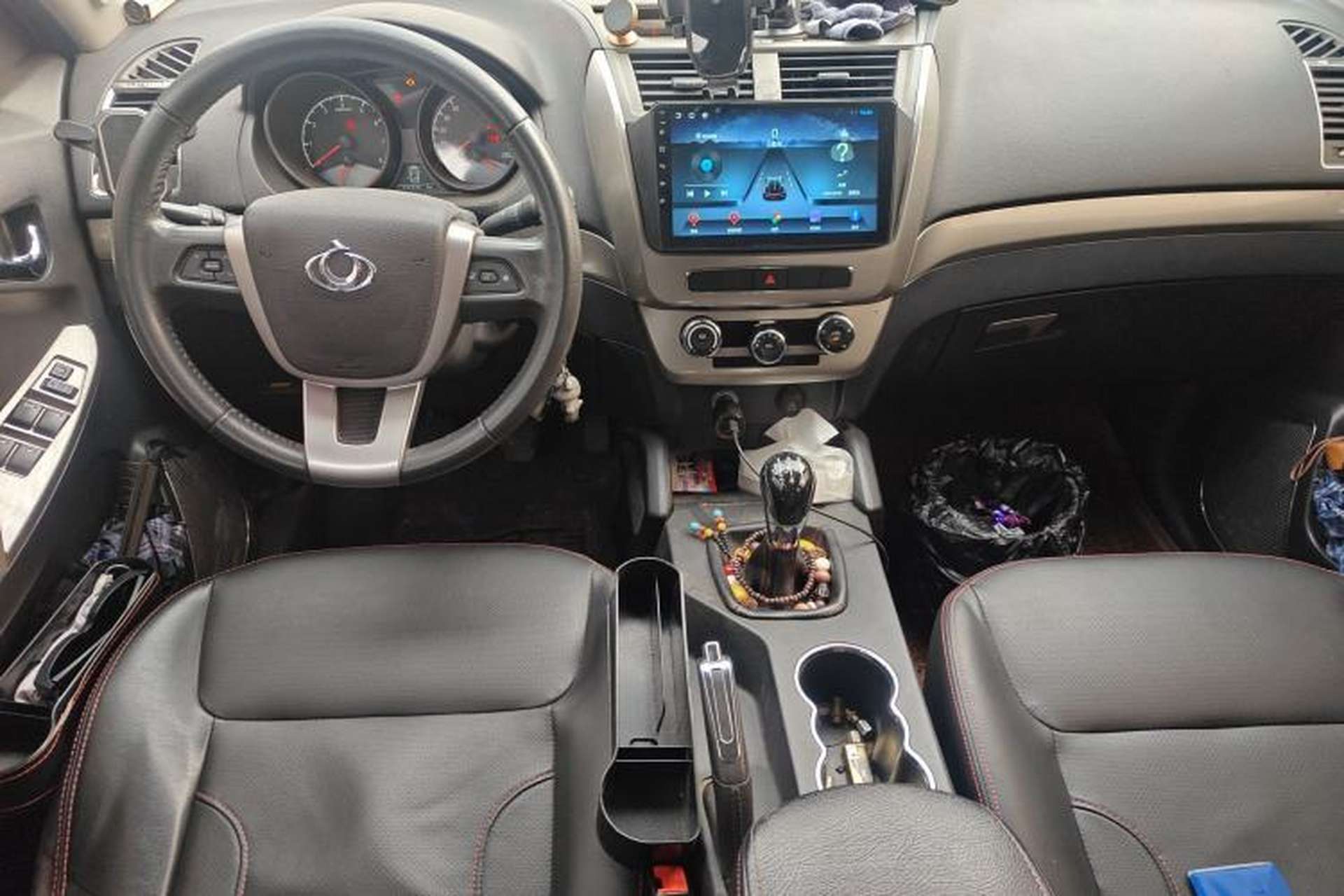 Used Geely Auto GX7 2015 Classic Edition 1.8L Manual Elite Model China IV Center Console