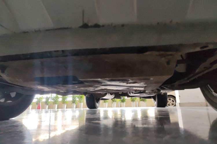Used Geely Auto GX7 2015 Classic Edition 1.8L Manual Elite Model China IV Chassis Front