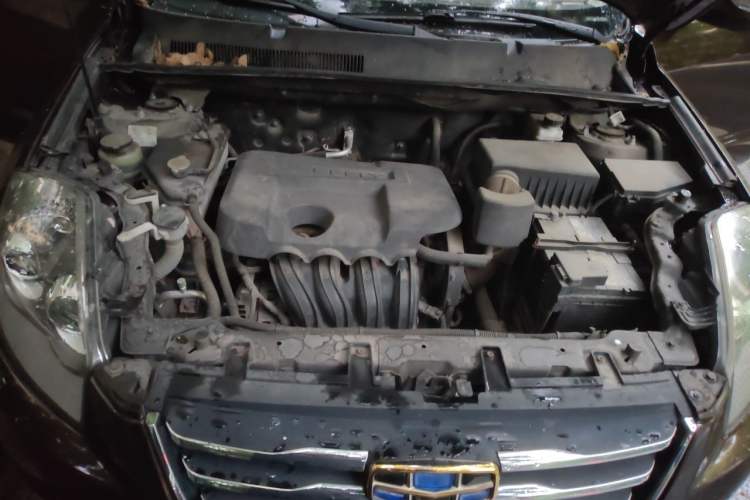 Used Geely Auto GX7  Engine Bay