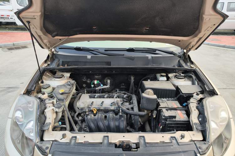 Used Geely Auto GX7 2015 Classic Edition 1.8L Manual Elite Model China V Standard Engine Bay