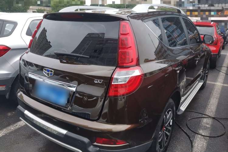 Used Geely Auto GX7 2015 Sports Edition 2.0L Automatic Luxury Upgrade Version China V Standard Rear Right 45 Deg