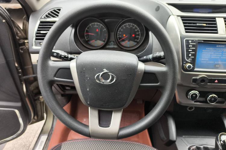 Used Geely Auto GX7 2015 Classic Edition 1.8L Manual Elite Model China IV Steering Wheel