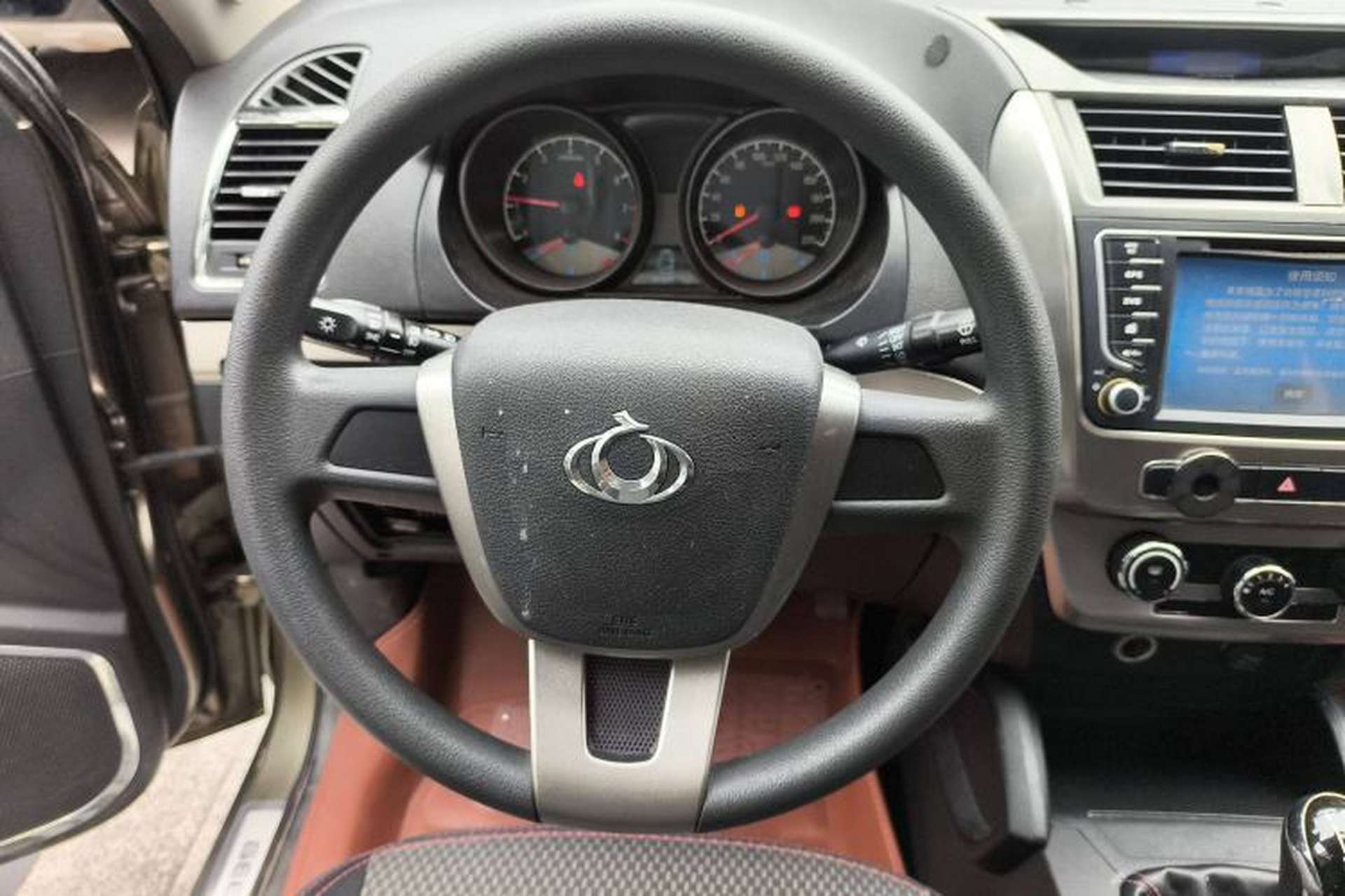 Used Geely Auto GX7 2015 Classic Edition 1.8L Manual Elite Model China IV Steering Wheel